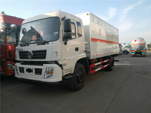 日照造9米6箱式危險(xiǎn)品運(yùn)輸車 以安全為本的專業(yè)配置解析